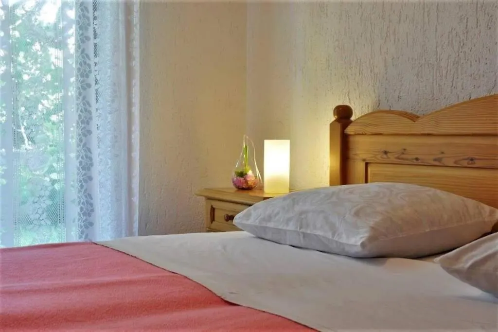 Apartment Peace Kampor 0*,