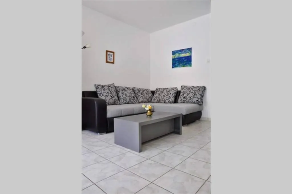 Apartment Peace Kampor